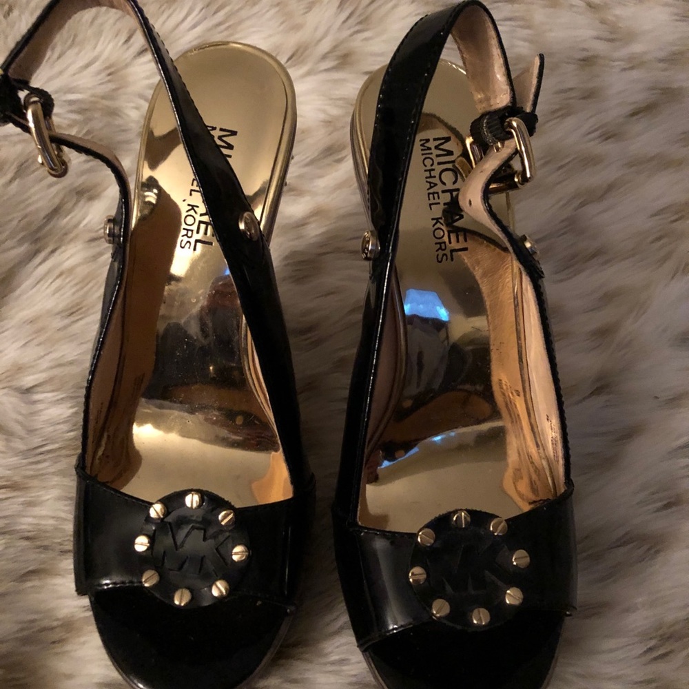 MICHAEL KORS WEDGE SHOES